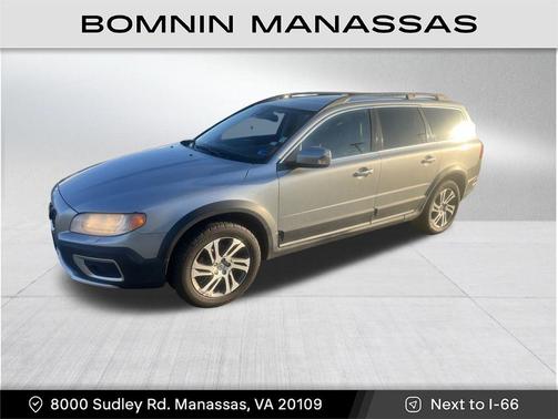 Electric Silver Metallic 2013 Volvo XC70 3.2 Premier