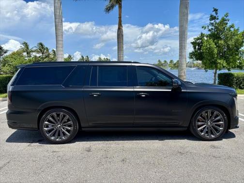 2025 Cadillac Escalade ESV V-Series