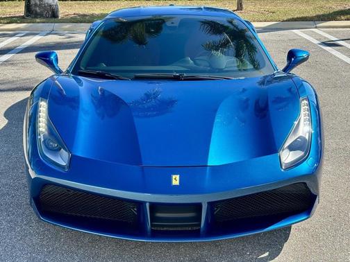 2019 Ferrari 488 GTB Base