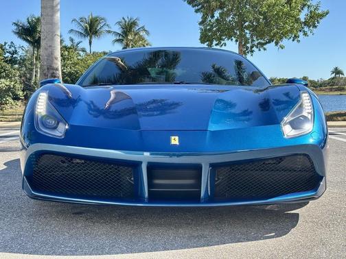 2019 Ferrari 488 GTB Base