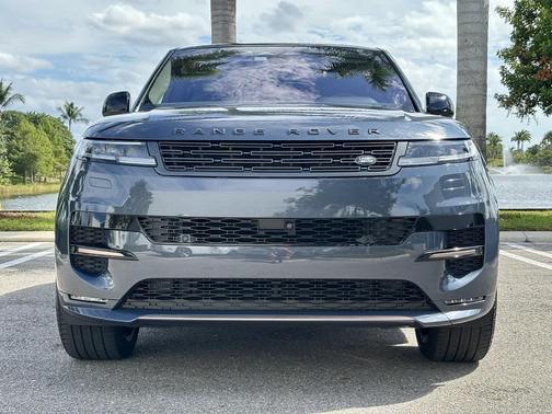 2023 Land Rover Range Rover Sport SE