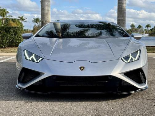 2020 Lamborghini Huracan EVO Base