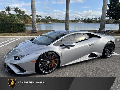 2020 Lamborghini Huracan EVO Base