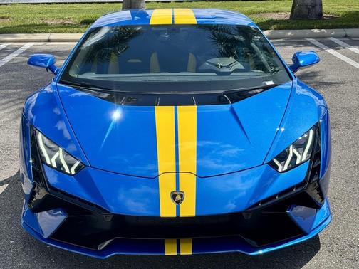 2024 Lamborghini Huracan Tecnica Base