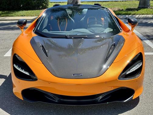 2020 McLaren 720S Base