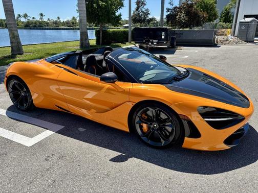 2020 McLaren 720S Base