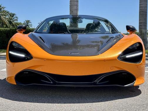 2020 McLaren 720S Base
