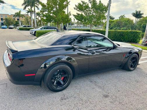 Pitch Black Clearcoat 2018 Dodge Challenger SRT Demon