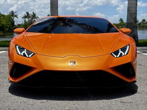 2023 Lamborghini Huracan EVO Coupe RWD