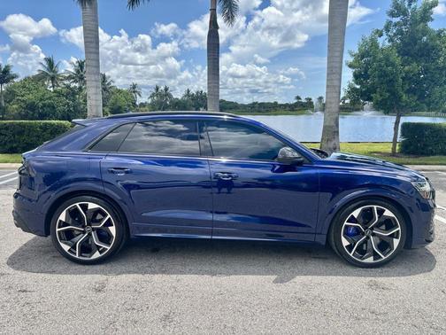 2021 Audi RS Q8 4.0T