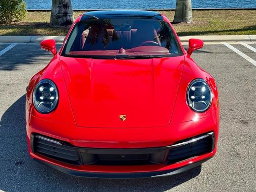 2023 Porsche 911 Carrera 4S