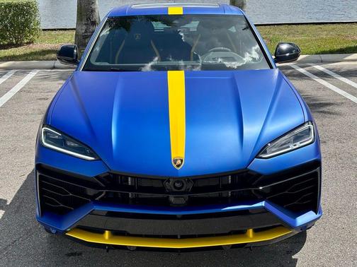 Blu Aegeus Matt 2025 Lamborghini Urus SE