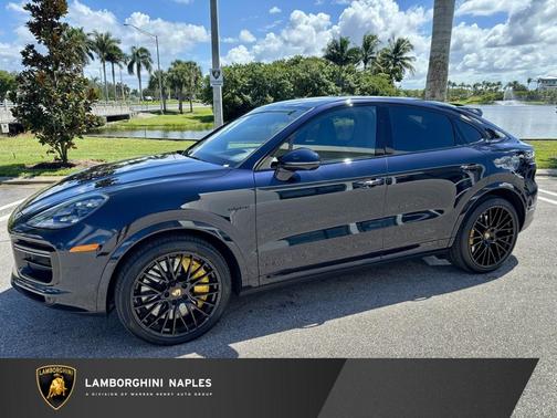 2022 Porsche Cayenne Turbo S