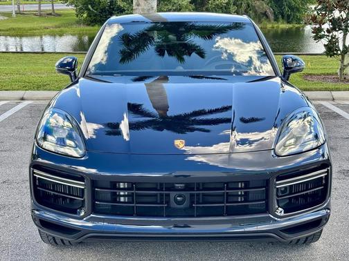 2022 Porsche Cayenne Turbo S