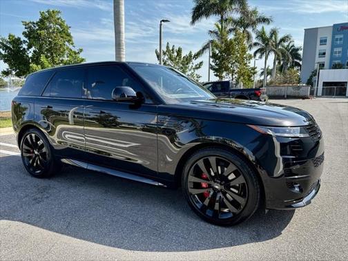 2024 Land Rover Range Rover Sport SE