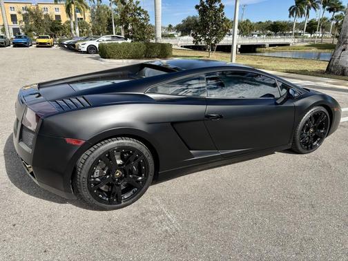 2007 Lamborghini Gallardo Base