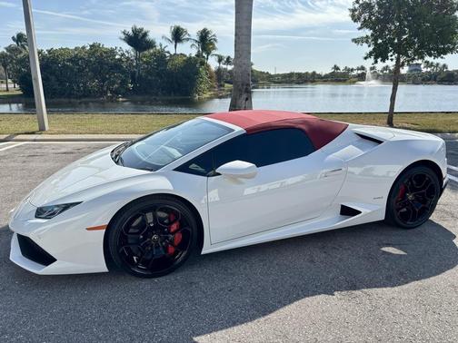 2017 Lamborghini Huracan LP610-4S