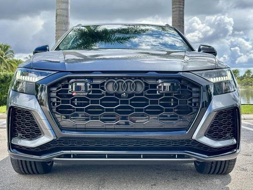 2024 Audi RS Q8 4.0T