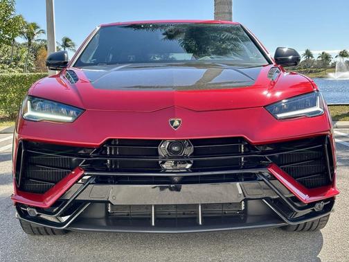 2024 Lamborghini Urus Performante