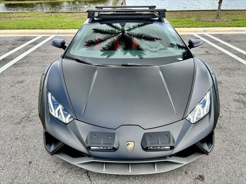 2024 Lamborghini Huracan Sterrato Base