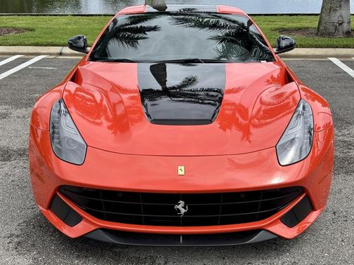 2014 Ferrari F12berlinetta Base