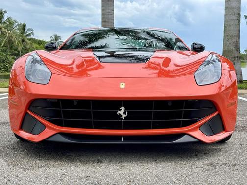 2014 Ferrari F12berlinetta Base