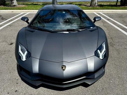 2018 Lamborghini Aventador S Base