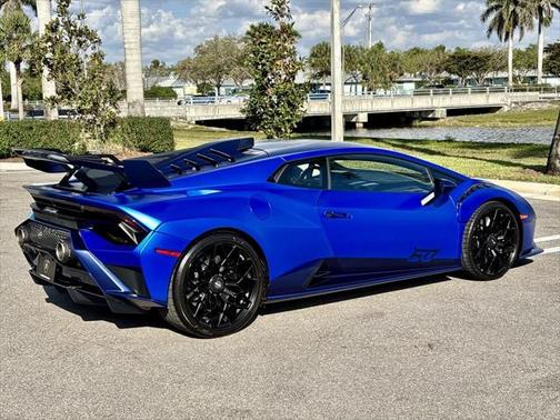 2023 Lamborghini Huracan STO Coupe