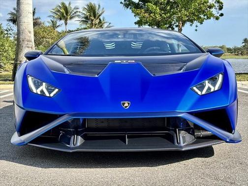 2023 Lamborghini Huracan STO Coupe