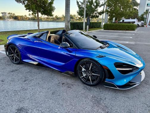 2022 McLaren 765LT Spider