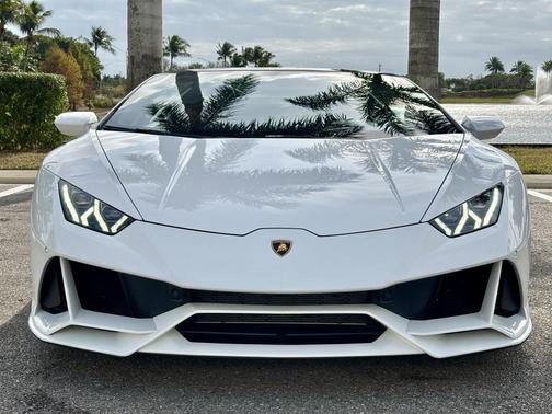 2024 Lamborghini Huracan EVO Spyder