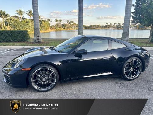 2021 Porsche 911 Carrera