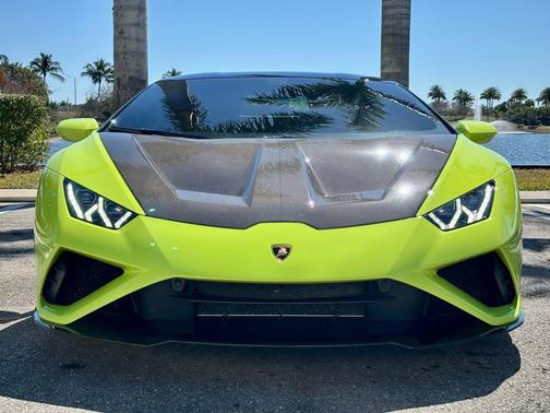 2022 Lamborghini Huracan EVO Coupe RWD