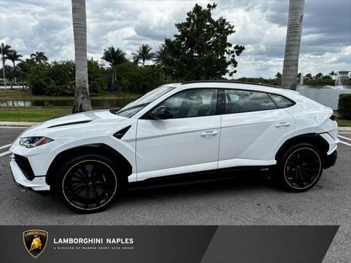 2023 Lamborghini Urus S