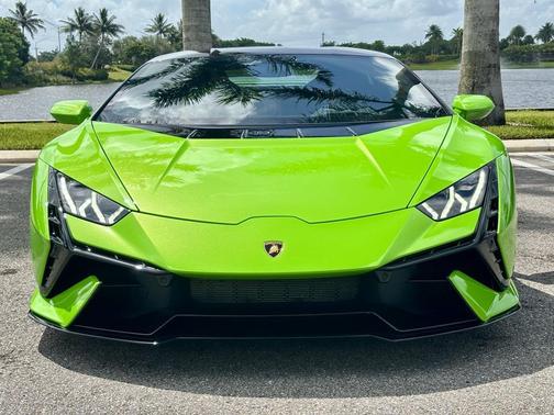 2024 Lamborghini Huracan Tecnica Base