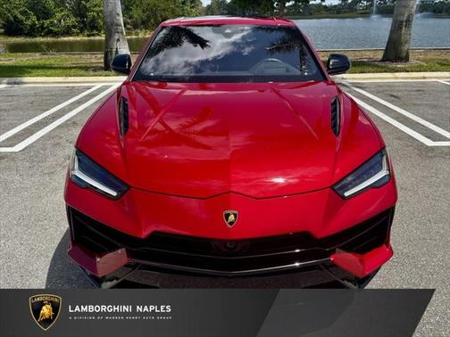 2024 Lamborghini Urus S
