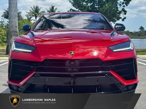 2024 Lamborghini Urus S