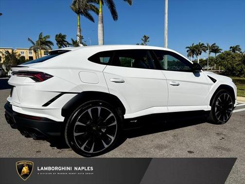 2024 Lamborghini Urus S