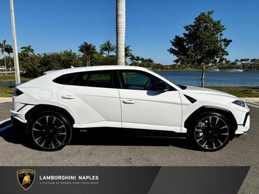 2024 Lamborghini Urus S