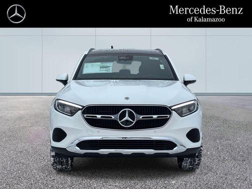 Polar White 2026 Mercedes-Benz GLC 300 4MATIC