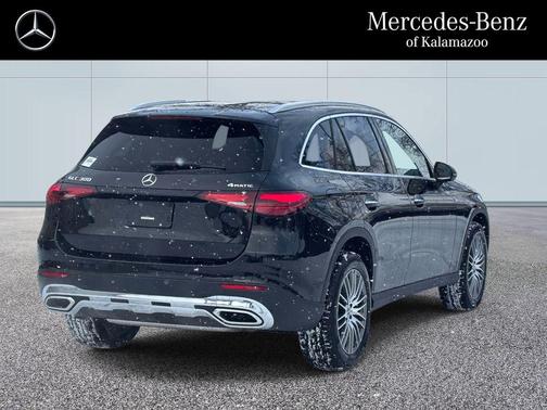 Black 2026 Mercedes-Benz GLC 300 4MATIC