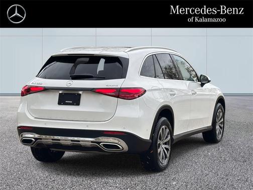 2025 Mercedes-Benz GLC 300 4MATIC