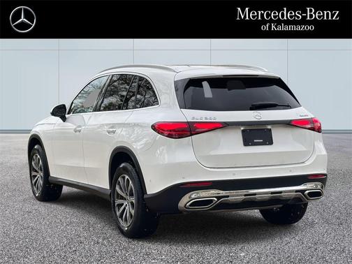 2025 Mercedes-Benz GLC 300 4MATIC