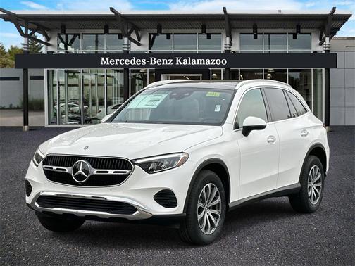 2025 Mercedes-Benz GLC 300 4MATIC