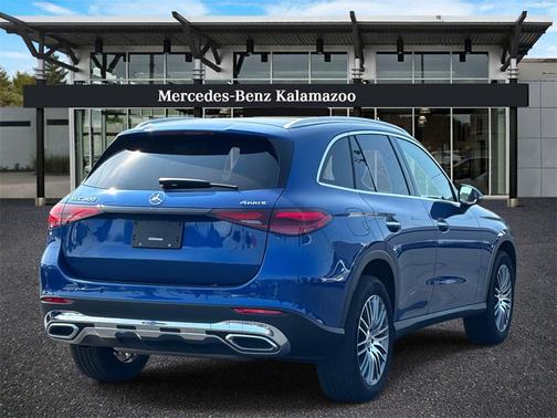 2025 Mercedes-Benz GLC 300 4MATIC