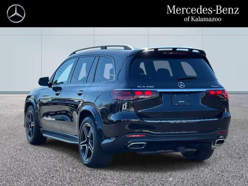 Obsidian 2026 Mercedes-Benz GLS 450 4MATIC