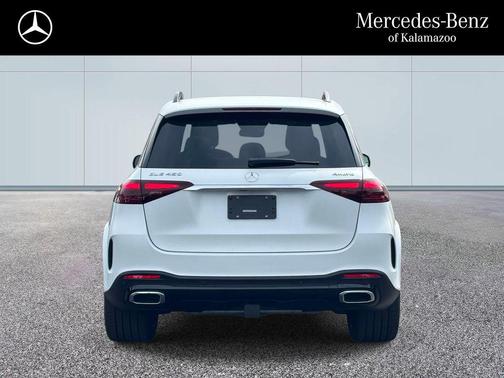 Manufaktur Moon 2026 Mercedes-Benz GLE 450 4MATIC