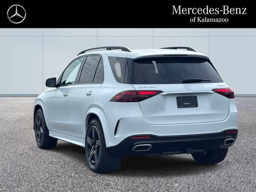 Manufaktur Moon 2026 Mercedes-Benz GLE 450 4MATIC