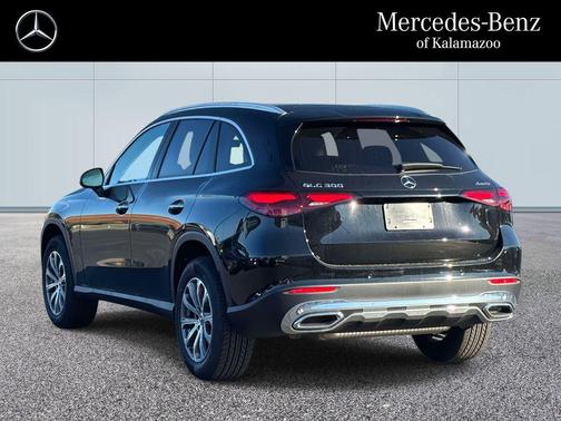 Black 2026 Mercedes-Benz GLC 300 4MATIC