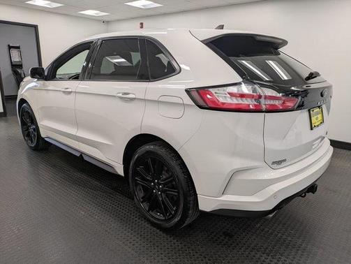 2021 Ford Edge ST Line